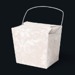 Ivoor en witte grunge vervaagde damast bedankdoosjes<br><div class="desc">Glanzende ivoor en witte vervaagde vintage damast favorieten doos.</div>