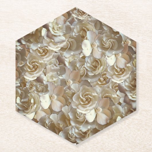 Ivoor Roos Patroon – Elegante Bloemkunst Kartonnen Onderzetters (Voorkant)
