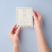 Ivoor taupe monogram bloemige trouw Save the Date Flyer (Hand)