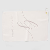 Ivoorroze Modern Script Monogram Naam Elegant Golfhanddoek (Horizontaal)