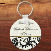 Ivory and Black Damask Wedding Favor Sleutelhanger (Voorkant)