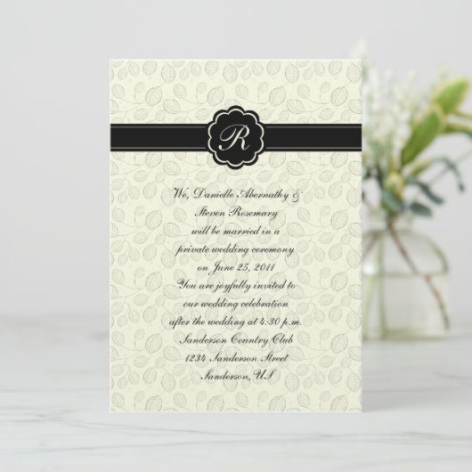 Ivory and Black Leaf Monogram Post Wedding Cele Kaart (Staand voorkant)