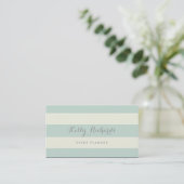 Ivory and Mint Green Stripes Pattern Visitekaartje (Staand voorkant)