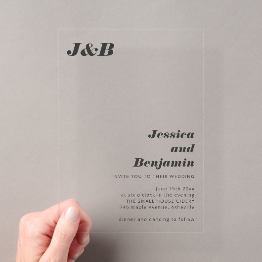 Ivory Black Bold Monogram Moderne Chique Trouwkaar Acryl Uitnodigingen (Insitu (Draagbaar))