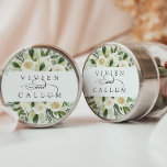 Ivory Bloom | Aangepaste Floral Wedding Ronde Sticker<br><div class="desc">Ons Ivory Bloom waterverf floral bruiloft collectie is voorzien van fijngeverfde waterverf groen,  eucalyptusbladeren,  groene botanische bladeren en witte en ivoren pony-bloemen. Pas deze stickers met uw namen aan,  die door een decoratief manuscriptaccent worden aangesloten. Ideaal voor het verzegelen van enveloppen voor huwelijksuitnodigingen of voor tassen/dozen.</div>