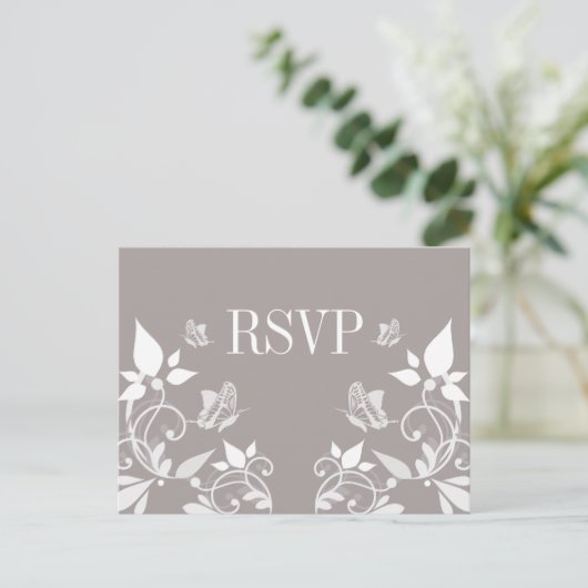 Ivory Butterfly Floral RSVP Briefkaart (Staand voorkant)