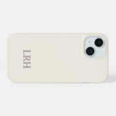Ivory Classic Minimalistisch Initiaal Monogram iPhone 15 Case (Achterkant horizontaal)
