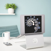 Ivory en Blue Pearl Spiral Vinyl Sticker (Laptop op bureau)