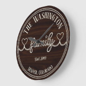 Ivory Family Script op houten effect achtergrond Grote Klok (Hoek)