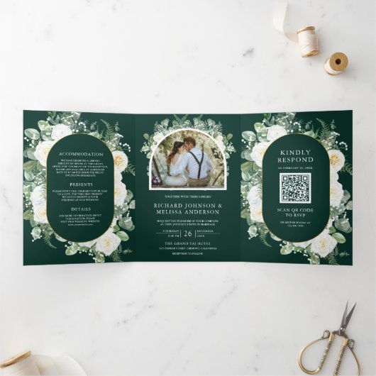 Ivory Floral Photo Emerald Green QR Code Wedding Drieluik Uitnodiging (Binnen)