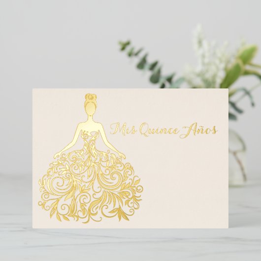 Ivory Gold Foil Silhouette Quinceañera Invite Folie Uitnodiging (Staand Voorkant)