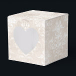 Ivory Grunge Distress Damask Bedankdoosjes<br><div class="desc">Het vormen ivoor en witte,  noodlijdende  vochtige doos van het trekpleisterpatroon.</div>