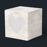 Ivory Grunge Distress Damask Bedankdoosjes<br><div class="desc">Het vormen ivoor en witte,  noodlijdende  vochtige doos van het trekpleisterpatroon.</div>