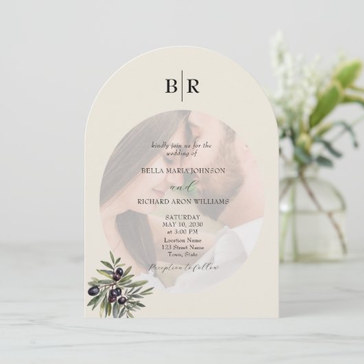 Ivory Olive Arched Photo Monogram Wedding Kaart (Staand voorkant)