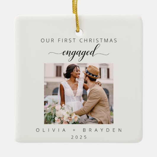 Ivory Our First Christmas As Engaged Photo Keramisch Ornament (Voorkant)