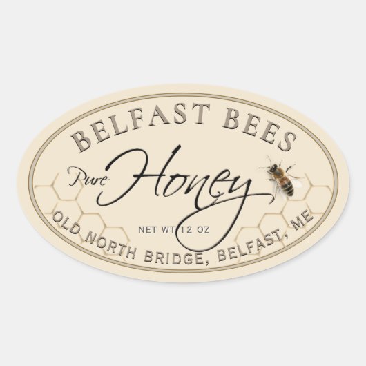 Ivory Oval Honey Label with Bee and Honeycomb (Voorkant)