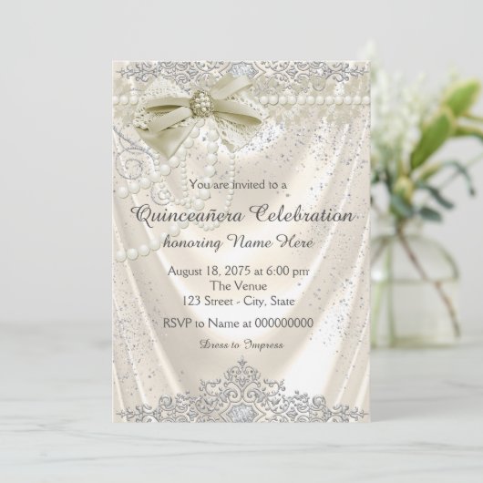 Ivory Pearl Satin Quinceanera Kaart (Staand voorkant)