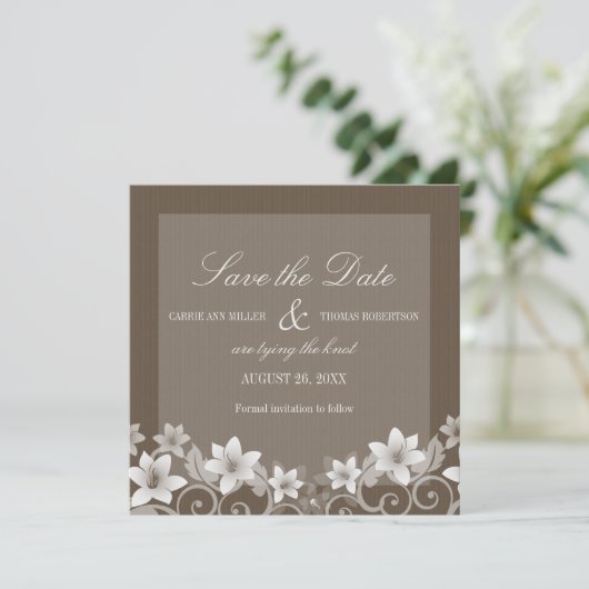 Ivory Rustic Floral Save the Date Invite (Staand voorkant)