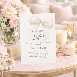 Ivory She's tying the knot bow Bridal Shower Kaart