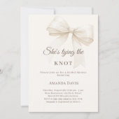 Ivory She's tying the knot bow Bridal Shower Kaart (Voorkant)