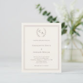 Ivory taupe wreath monogrammed wedding invitation (Staand voorkant)
