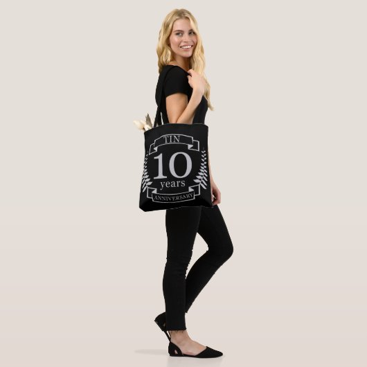 Ivory Traditional bruiloft 10 jaar Tote Bag (Op model)