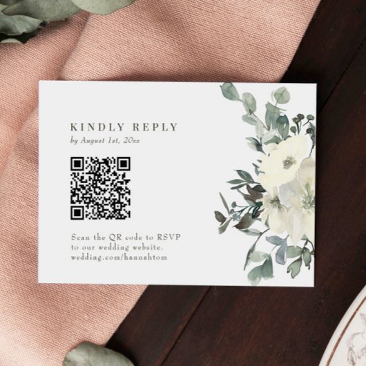Ivory Waterverf Floral Wedding QR Code RSVP Card Kaartje