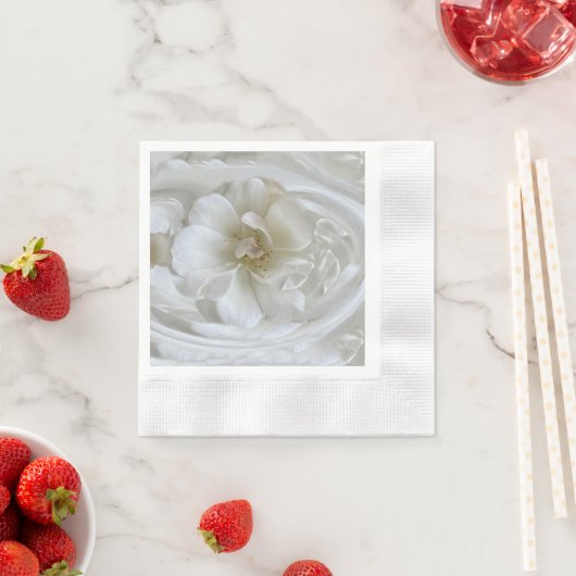 Ivory white servet (Insitu)