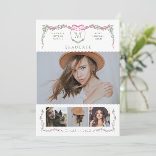 Ivy Crest Monogram Foto Afstuderen Kaart (Staand voorkant)