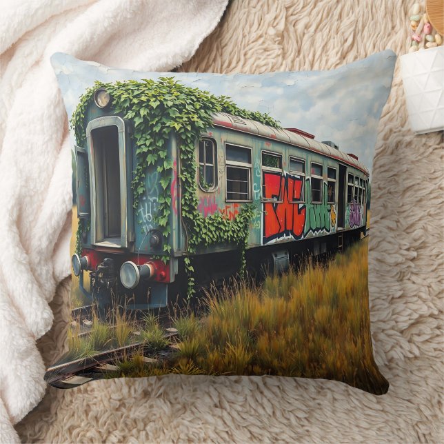 Ivy en Graffiti  Verlaten Trein  Kussen (Deken)