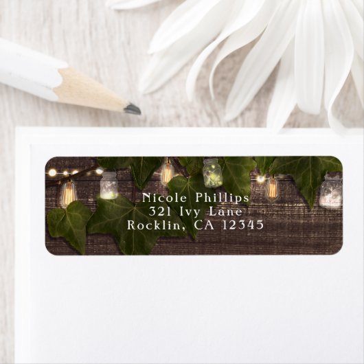 Ivy & String Lights Mason Jar Rustieke uitnodiging Etiket (Insitu)