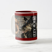 Izzy and Emi - German Shepherd and Dachshund Mixes Tweekleurige Koffiemok (Voorkant links)