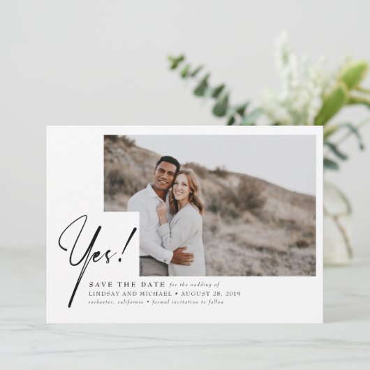 Ja - Grappig en modern Bewaar de datumfoto Save The Date (Staand voorkant)