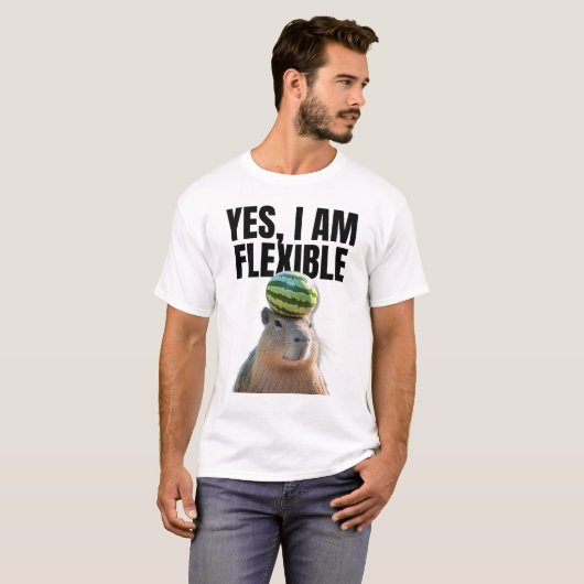 Ja, ik ben flexibel grappig Capybara T-shirt (Voorkant volledig)