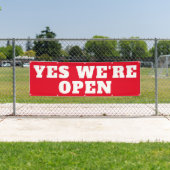 Ja, we zijn open, rode, witte, buitenshuis spandoek (Insitu)