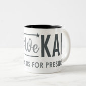 JA WIJ KOMEN! TWEEKLEURIGE KOFFIEMOK (Voorkant rechts)