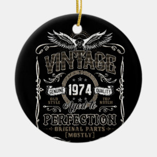 jaar 1974 met een volmaakte keramisch ornament