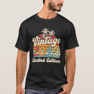 jaar 2013, 9 jaar oud in een depressie t-shirt