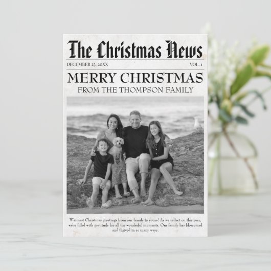 Jaar in de Review krant Kerstmis Familiefoto Feestdagenkaart (Staand voorkant)