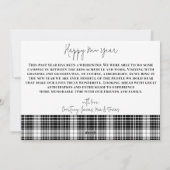 Jaar in de Review Minimalistisch Zwart-wit Plaid Feestdagenkaart (Achterkant)