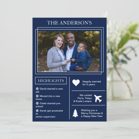 Jaar in Review | Blauwe kerstinfografisch Feestdagenkaart (Staand voorkant)