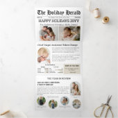 Jaar in Review Krant Familie Baby Arch Foto's Drieluik Wenskaart (Binnen)