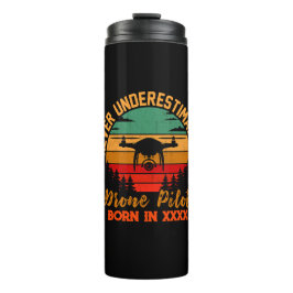 Jaar toevoegen, Tekst wijzigen, Drone nooit onders Thermosbeker