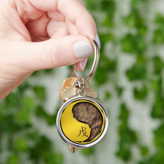 Jaar van de Aarde Draak Sleutelhanger (Hand)