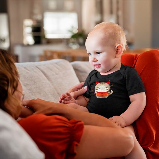 Jaar van het Vietnamese Kat 2023, Lil Tess Romper