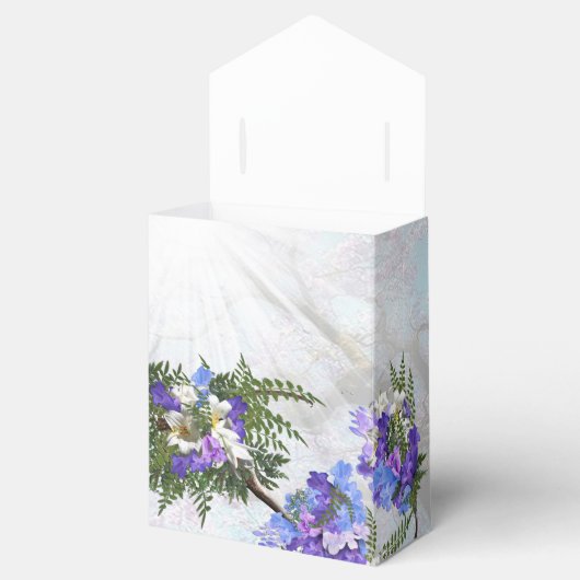 Jacaranda Blooms en Lily Bouquet Bedankdoosjes (Geopend)