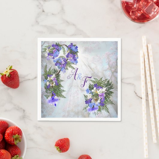 Jacaranda Blooms en Lily Bouquet Napkins Servet (Insitu)