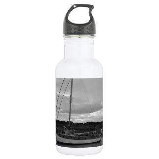 Jacht Thruppence Waterfles