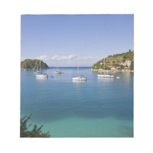 Jachten op anker, Lakka, Paxos, Griekenland Notitieblok