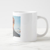 Jack Kennedy in een zonnebril Grote Koffiekop (Rechts)